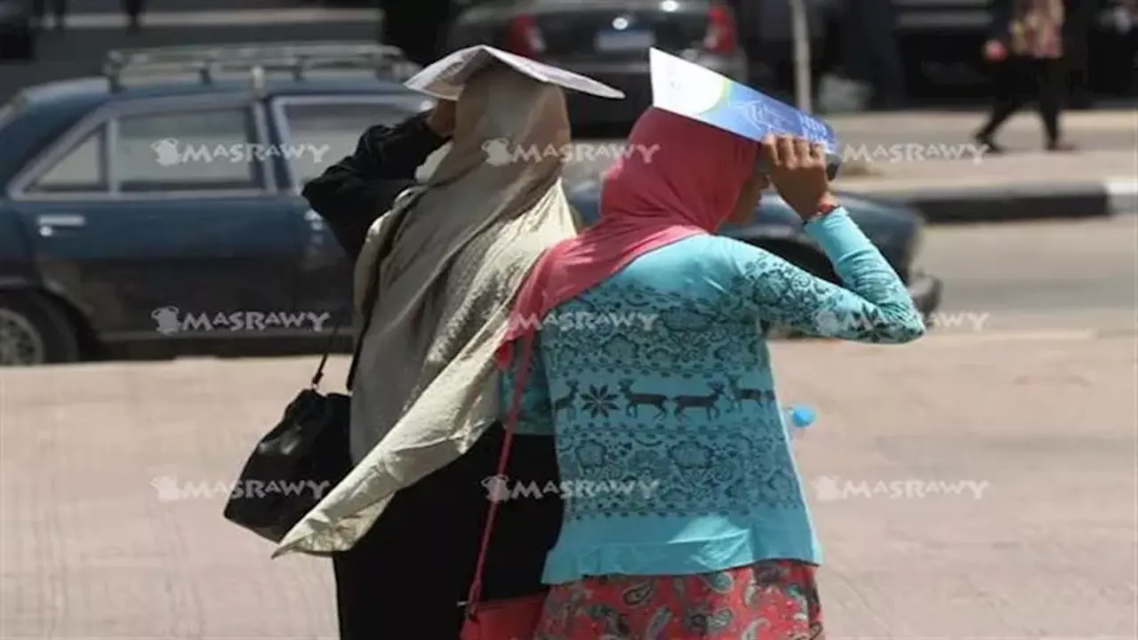 طقس شديد الحرارة يغمر المنيا بارتفاع 8 درجات اليوم الأحد